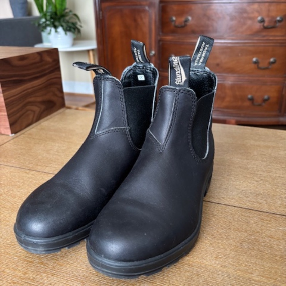 Blundstone Boots, Size 4.5 (Women's 7), Black, EUC